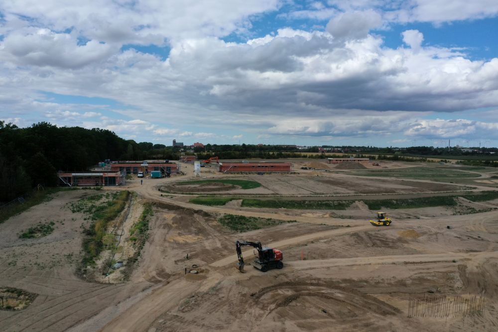 2020-08-04-029C741DEC-1BDD-274E-FD74-5DEF97B05279