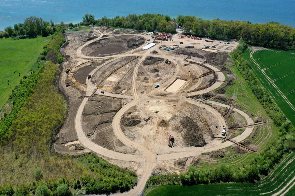 2020-06-09-02353F16BC-606E-88A0-6200-79611C1E59AB