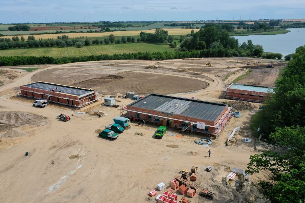 2020-06-24-017D908890-81A4-909F-0B22-61340B449195