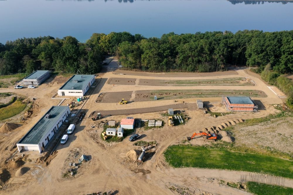 2020-09-22-018C0E69F2-A947-9F0A-C0F7-531D266D72EC